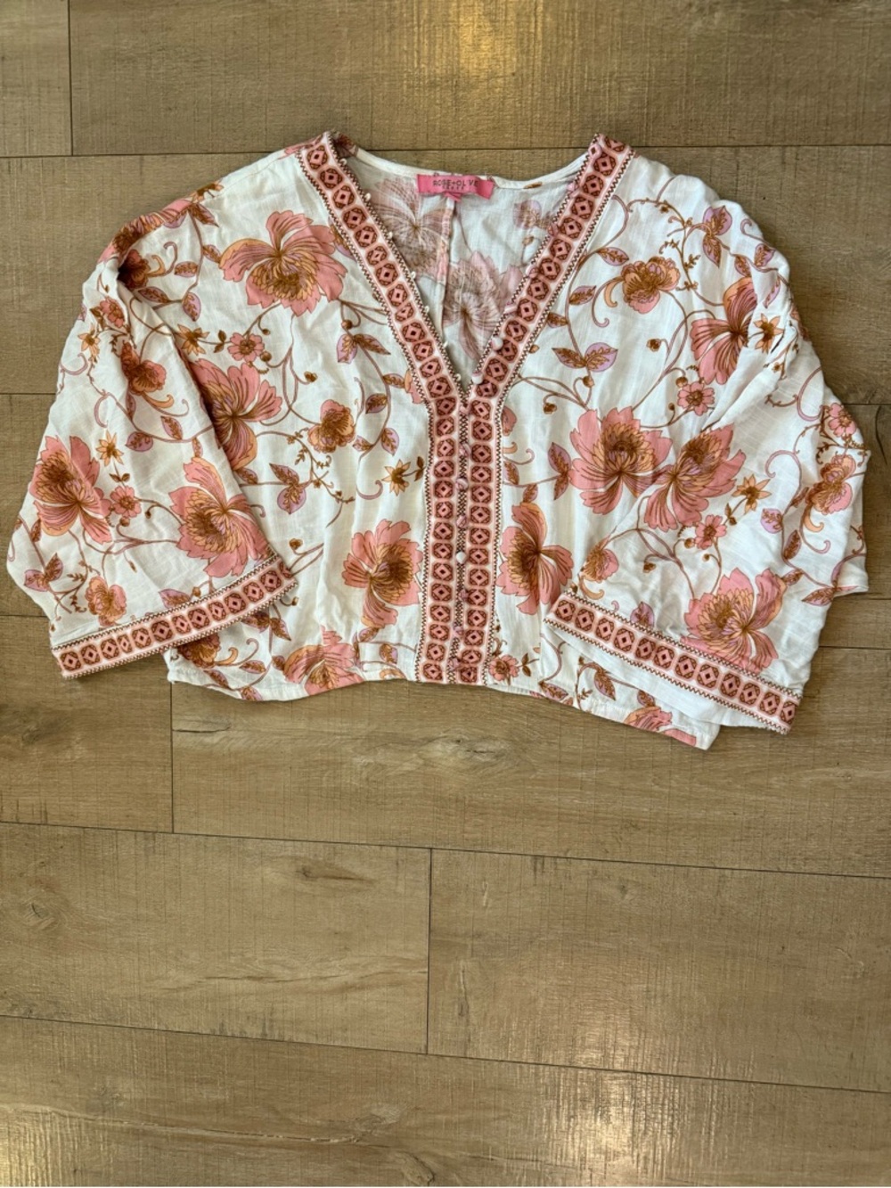 Rose & Olive coral Floral Crop rayon button down size medium resortwear boho
